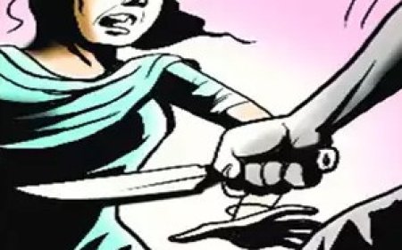 मामूली बहस पर सरेआम लड़की पर चलाई तलवार, मौत