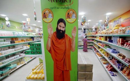 सप्रीम कोर्ट की फटकार के बाद पतंजलि ने 14 उत्पादों की बिक्री पर लगाई रोक, अब 30 जुलाई को सुनवाई