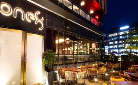 बेंगलुरु में कोहली के पब पर एफआईआर दर्ज, देर रात तक खुले रहने की वजह से पुलिस ने लिया एक्शन