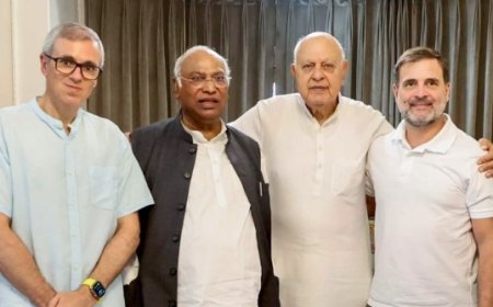 जम्मू कश्मीर में नई सरकार की मुश्किलें, पूर्ण राज्य का फैसला केंद्र के हाथ में 