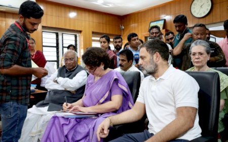 वायनाड उपचुनाव: प्रियंका गांधी वाड्रा ने दाखिल किया नामांकन