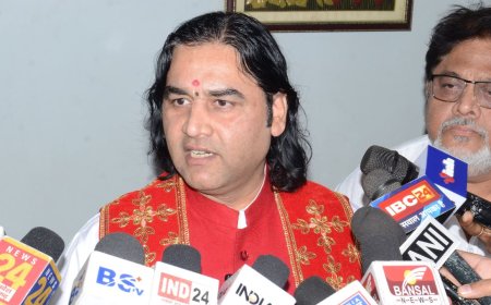 वक्फ बोर्ड की तरह सनातन बोर्ड का भी हो गठन, जबलपुर पहुंचे कथावाचक देवकीनंदन ठाकुर का बड़ा बयान