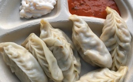 हैदराबाद में जहरीले मोमोज से एक की मौत, 50 गंभीर