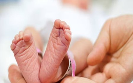 साहब...अस्पताल वालों ने बच्चा बदल दिया