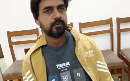 मैडम से कम कराओ रकम,  कुछ ज्यादा ही मांग रहीं