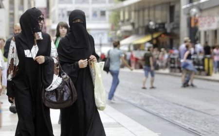 स्विट्जरलैंड में बुर्का पहनने पर बैन