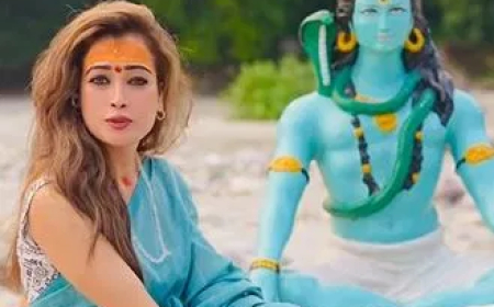 खूबसूरत साध्वी हर्षा रिछारिया पर मचा बवाल