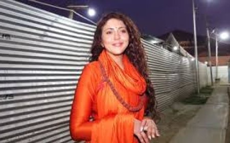 महाकुंभ में पहुंची अभिनेत्री इशिका तनेजा बनीं धर्म प्रचारक 