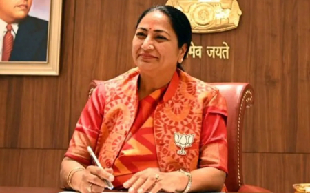 फुल एक्शन मोड में दिल्ली में रेखा सरकार