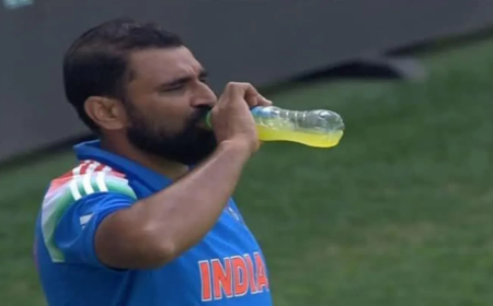 एक बार फिर विवाद में मोहम्मद शमी, मैच के दौरान एनर्जी ड्रिंक पीते आए नजर 