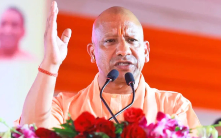 होली और अन्य धार्मिक मुद्दों पर मुख्यमंत्री योगी आदित्यनाथ के तीखे जवाब