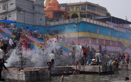 मध्य प्रदेश: शनिचरी अमावस्या के दिन प्रमुख नदियों के घाटों पर दिखा भक्तों का जमावड़ा