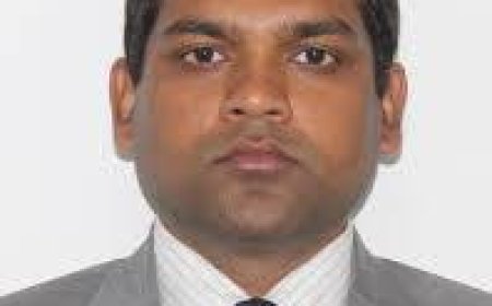 बिना हूटर और पानी के आग बुझाने पहुंची फायर ब्रिगेड की गाड़ी, नप गए नगर निगम कमिश्नर