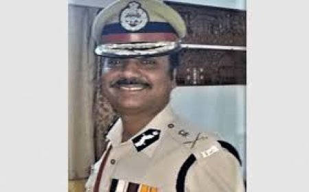 डीजीपी कैलाश मकराना अपने एएसआई मित्र से अस्पताल में मिलने पहुंचे, बचपन की दोस्ती बनी मिसाल