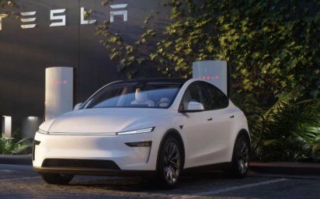 Tesla in India : टेस्ला की पहली इलेक्ट्रिक कार Model Y, जानिए कीमत, फीचर्स और बुकिंग डिटेल्स