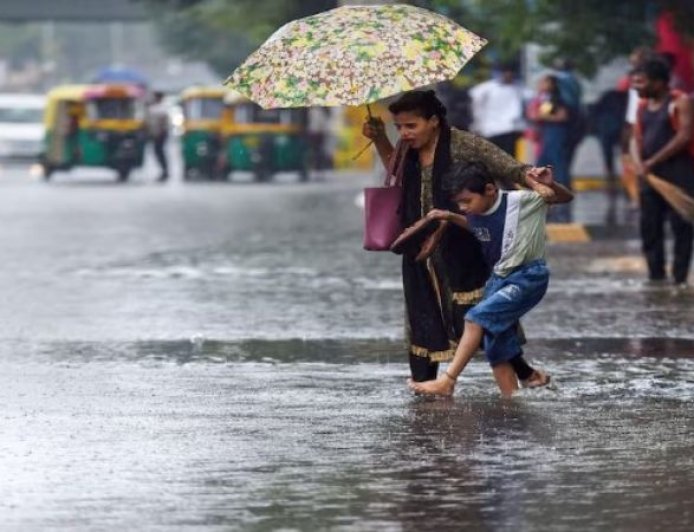 Monsoon 2025 : अभी जारी रहेगा झमाझम बारिश का दौर, बंगाल खाड़ी में एक्टिव हो रहा नया सिस्टम